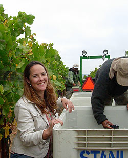 Garnet winemaker Alison Crowe in the vineyard with the harvesting team